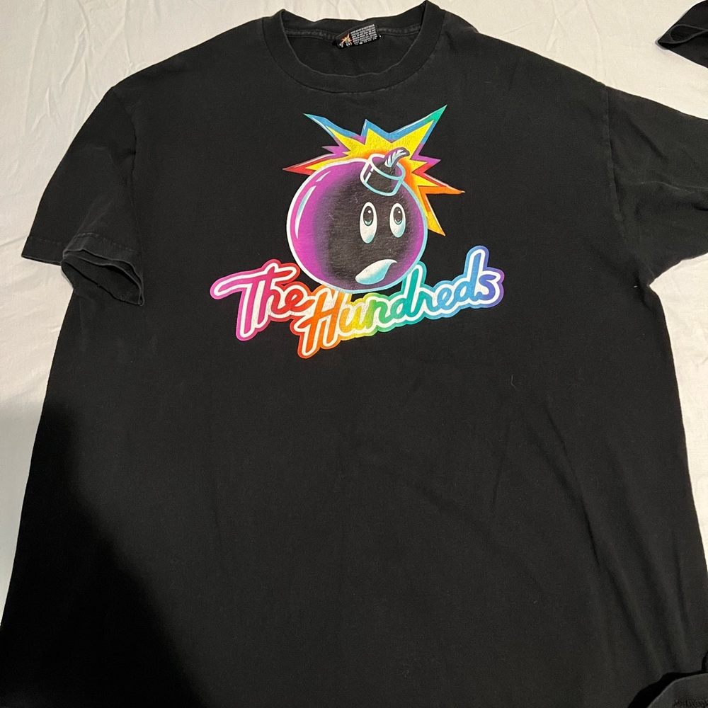 Tee shirt